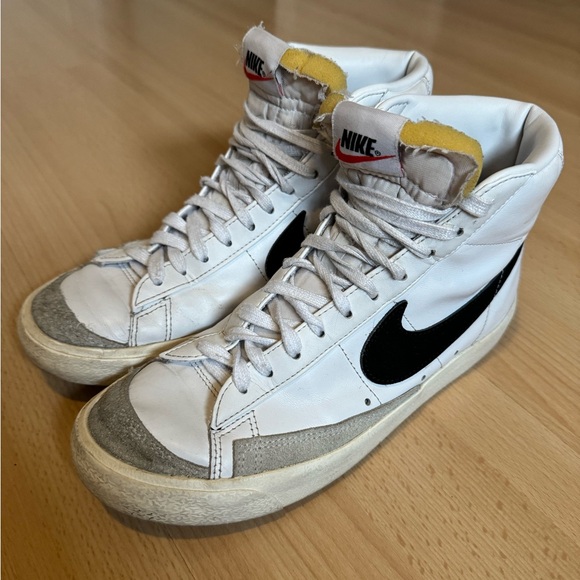 High top Nike Blazers women’s size 8 - Picture 1 of 3